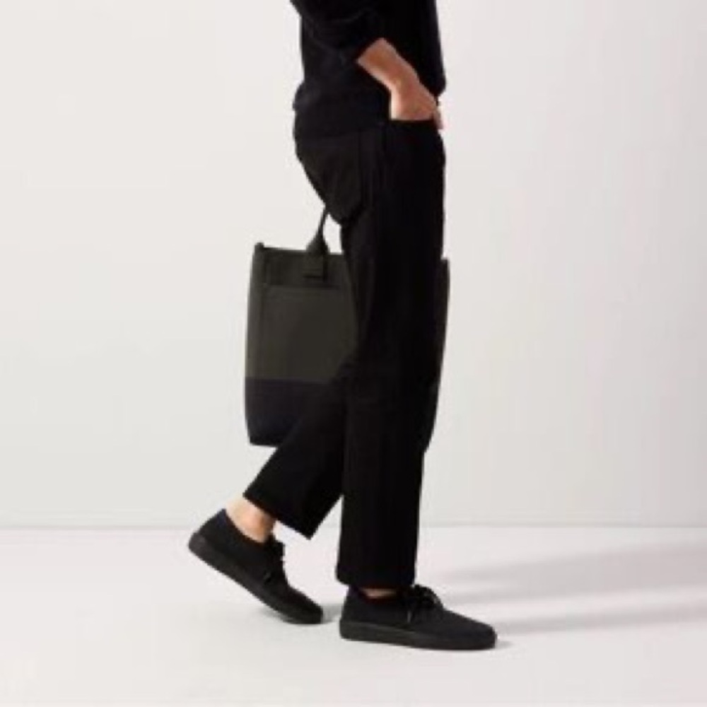 Rothy's The Carryall Work/Laptop/Travel Tote Bag in Forest Black - Picture 5 of 14